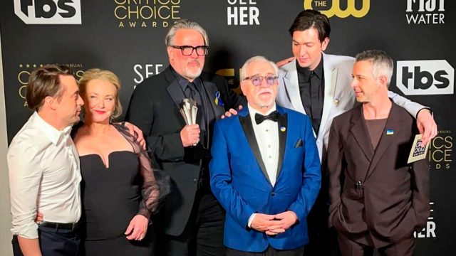 Актеры сериала «Наследники» поддержали украинцев на церемонии Critics Choice Awards